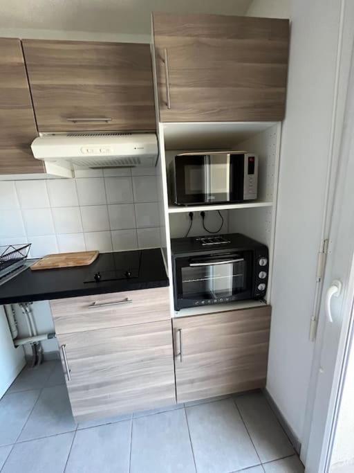 شقة لونيه  في Joli Appt 45 M2 Avec Terrasse المظهر الخارجي الصورة