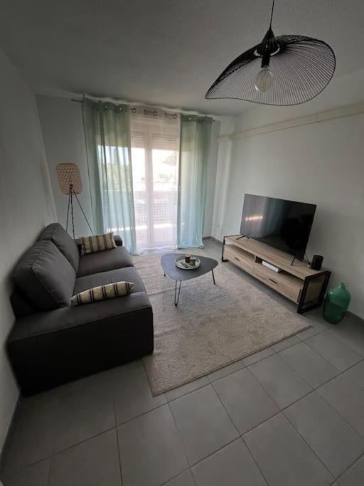 شقة لونيه  في Joli Appt 45 M2 Avec Terrasse المظهر الخارجي الصورة